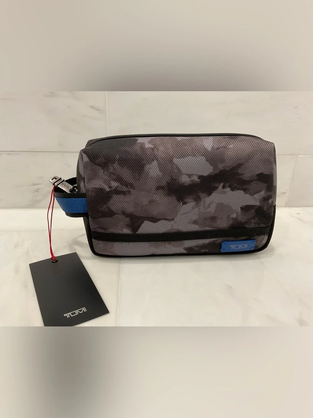 NEW TUMI Ballistic Nylon Zippered MEDIUM KIT Pouch Cosmetic Bag - MOUNTAIN CAMO
